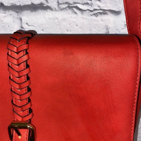 RED purse - Picture 4 of 8